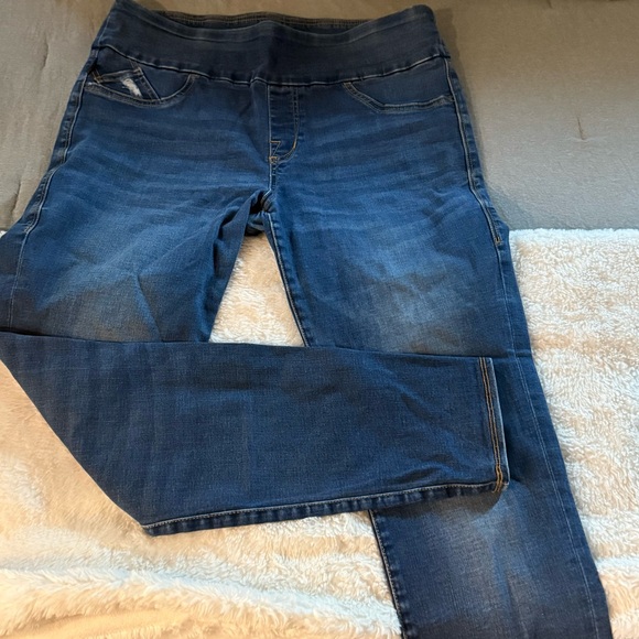 Rock & Republic Women's Denim Rx Fever Stretch Jean Legging - Picture 3 of 8